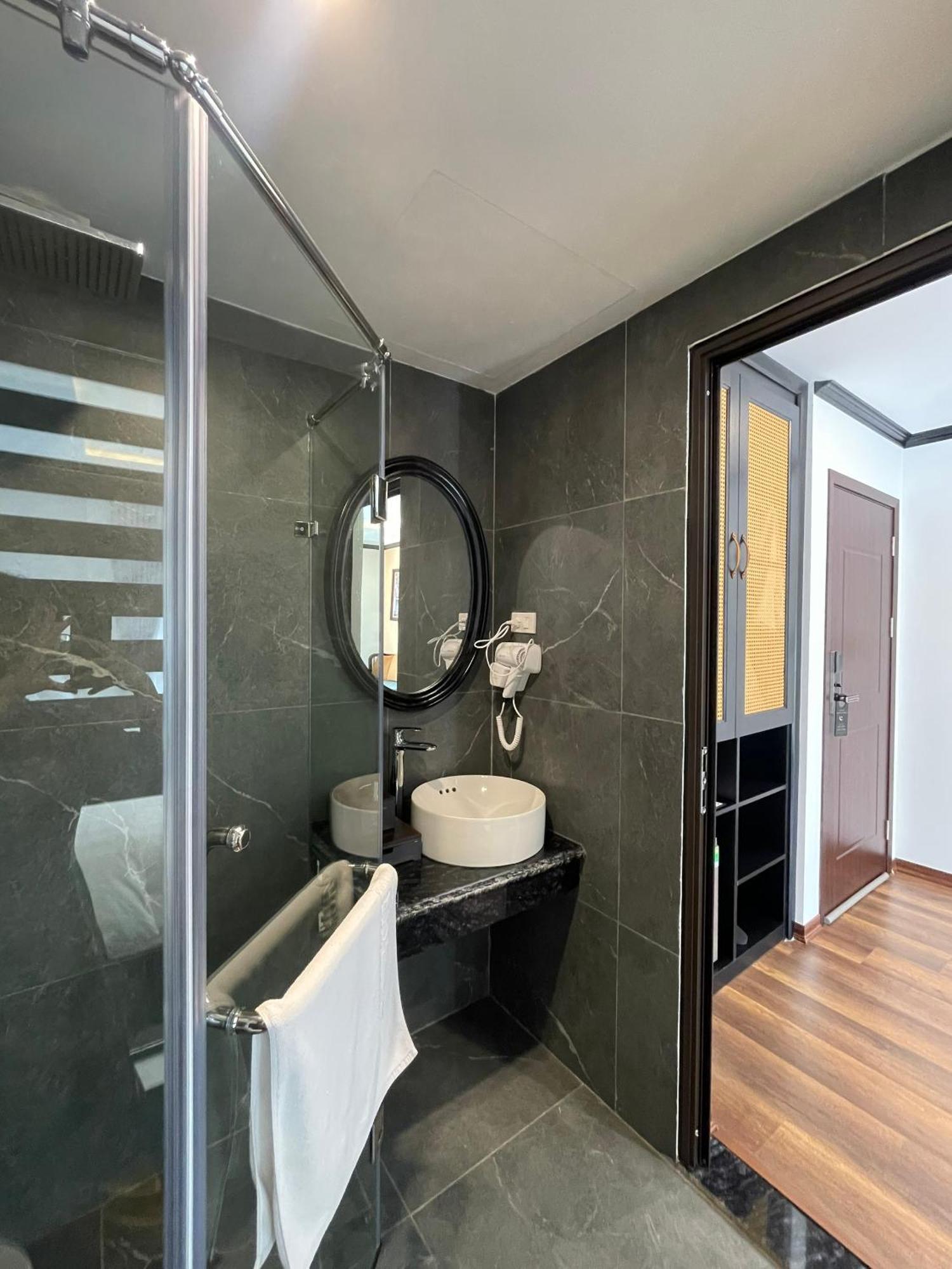 Aquarius Premium Hotel Hanoi Zewnętrze zdjęcie